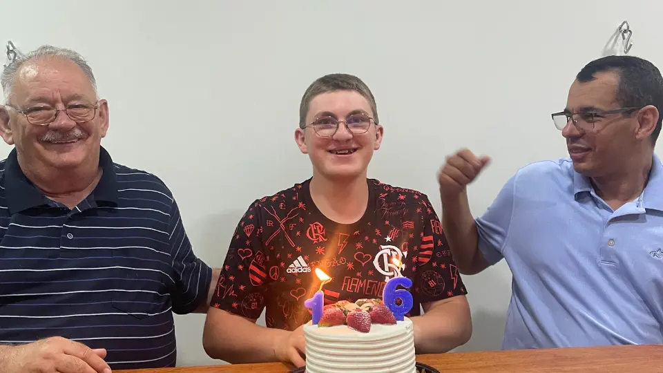 4 (1)